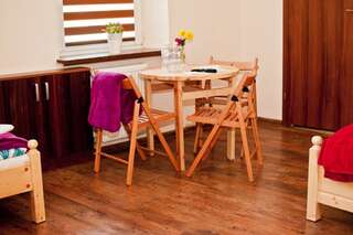 Хостелы Hostel KaWuKa Забже Трехместный номер-8